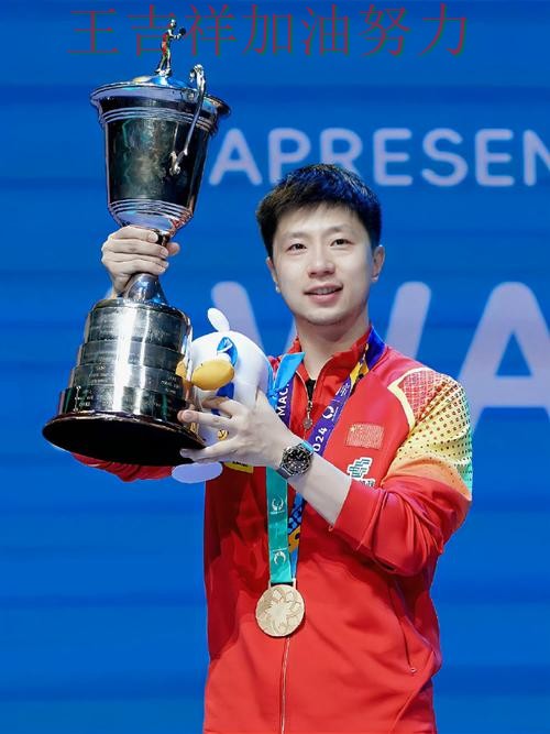 马龙在世界杯预选赛中关键时刻建功带队取胜 让联赛格局更加复杂 马龙在世界杯预选赛中关键时刻建功带队取胜 让联赛格局更加复杂